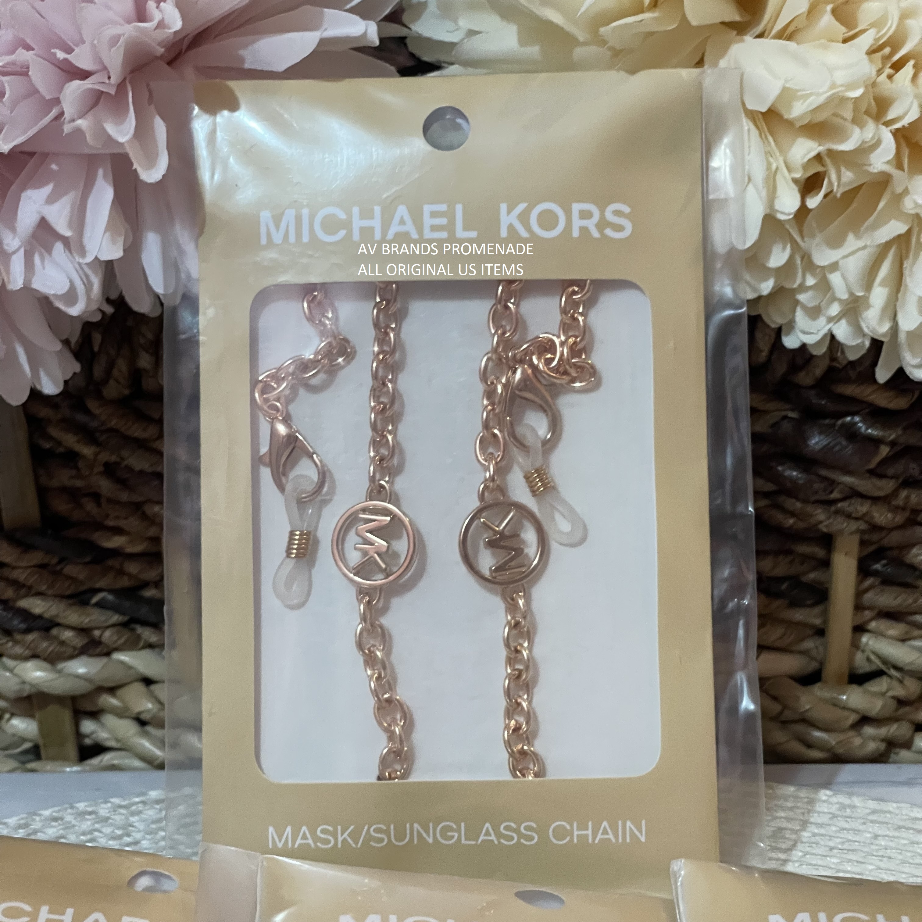 michael kors mask chain