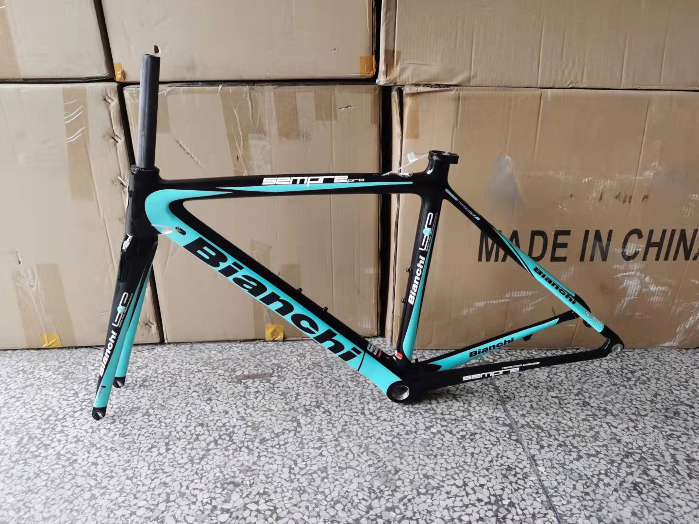 Bianchi road bike frame carbon fiber 