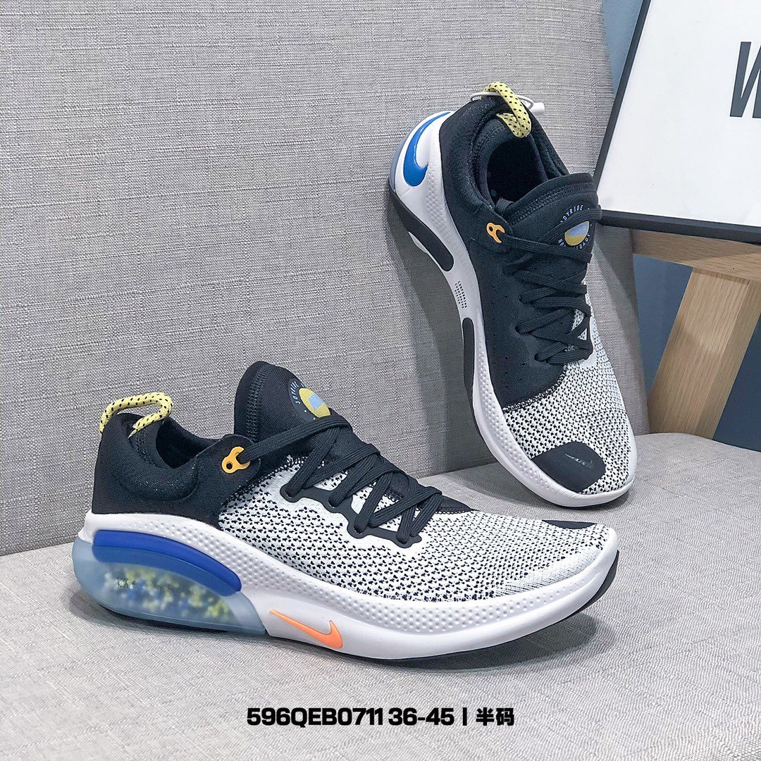 trendy sports shoes