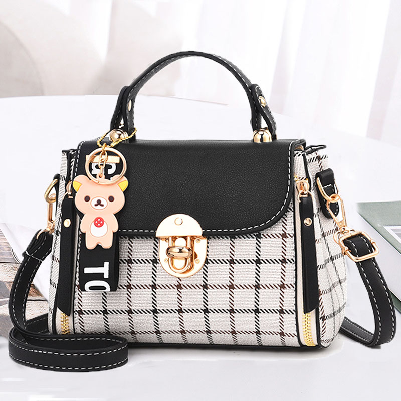 Review For Korean Velvet Shoulder Bag YV90077 main image 1