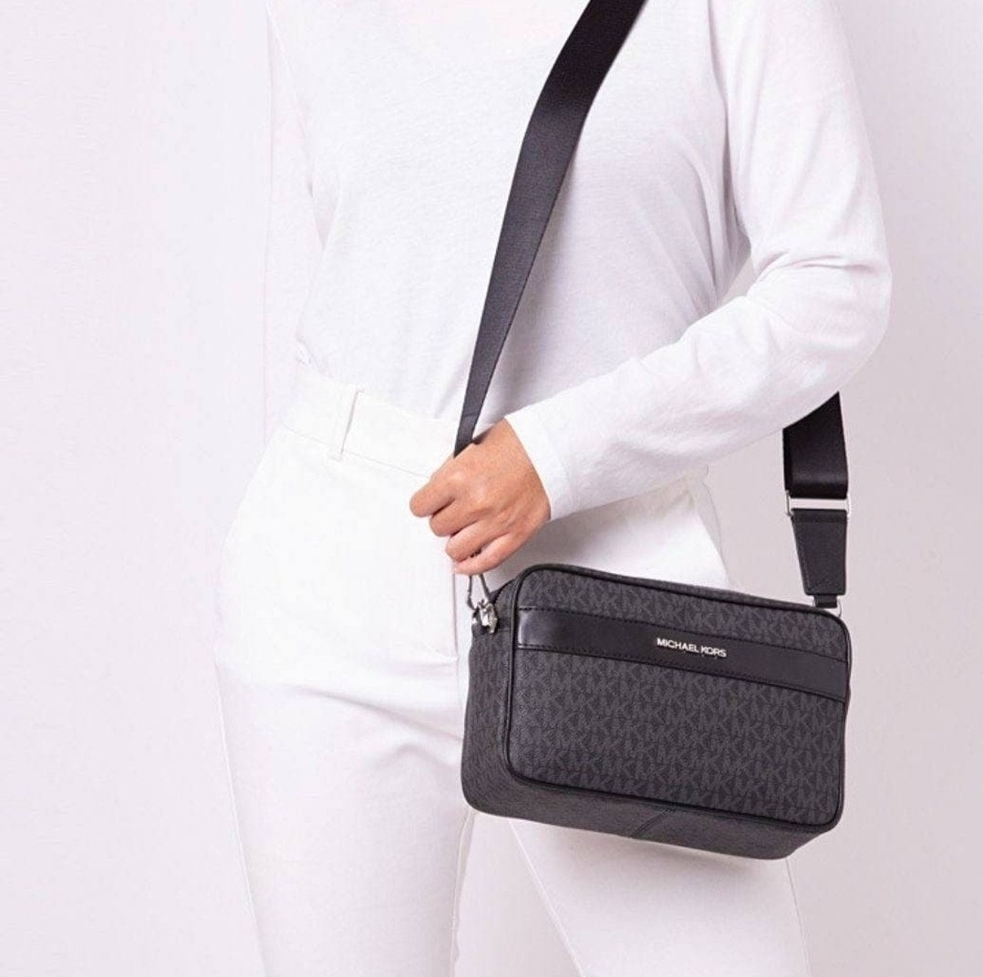 Michael Kors Kenly Signature PVC Large Pocket Crossbody Handbag