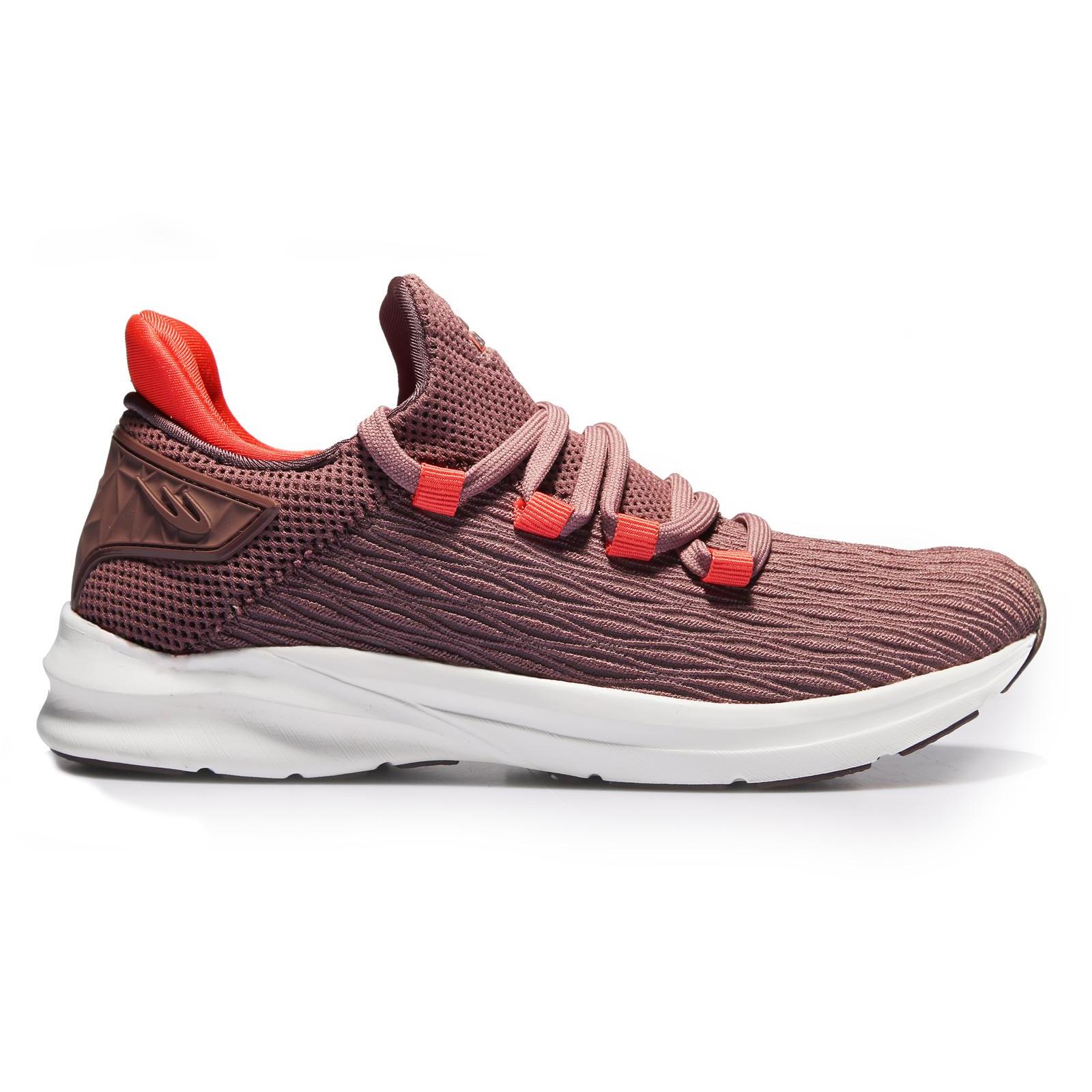 ladies cross training shoes