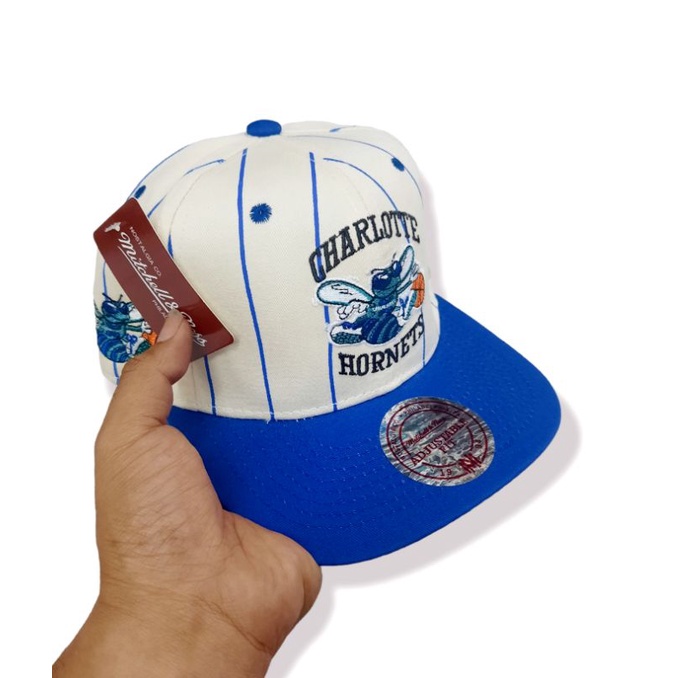 New Era, Accessories, Vintage Charlotte Hornets Snapback Pinstripe All  Teal Hat 98897 Road Uniform
