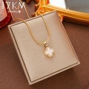 17KM Gold Plated Zirconia Clover Necklaces for Women, Hypoallergenic