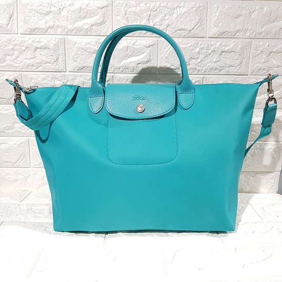 longchamp le pliage medium nylon tote