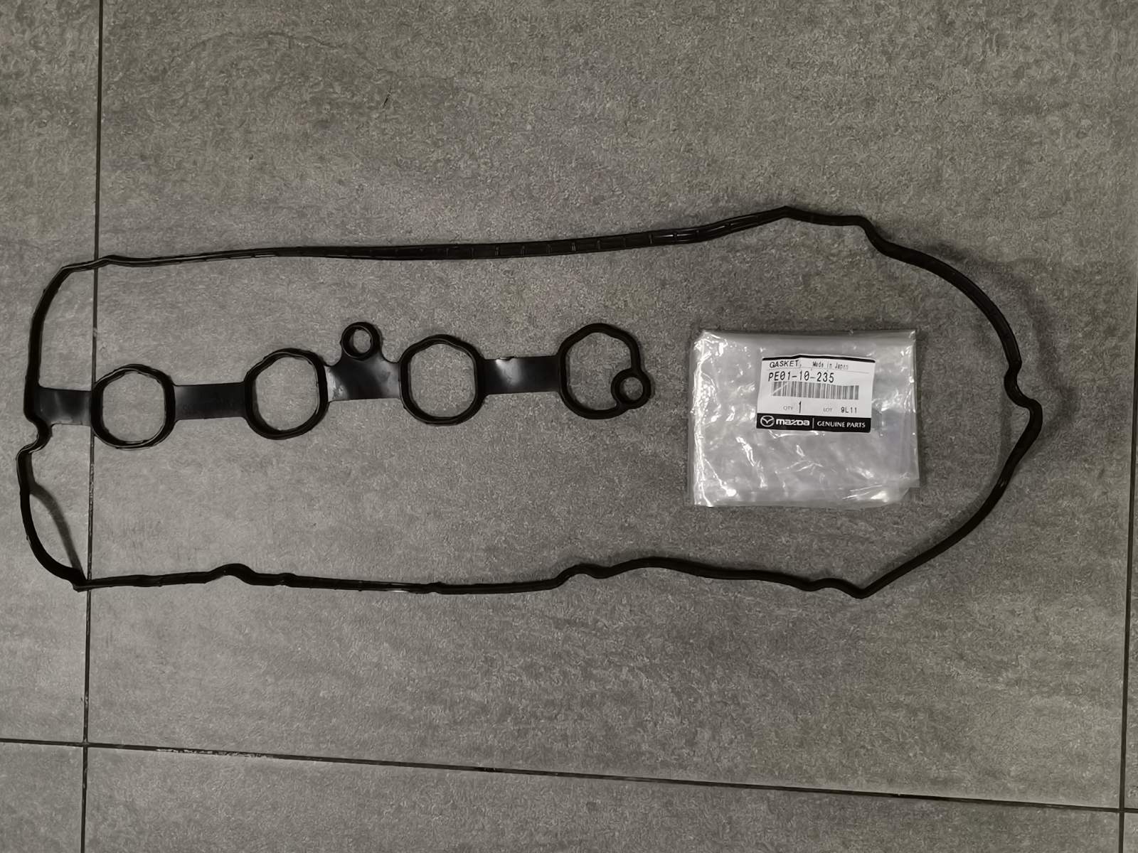 Mazda 3 valve clearance cover gasket