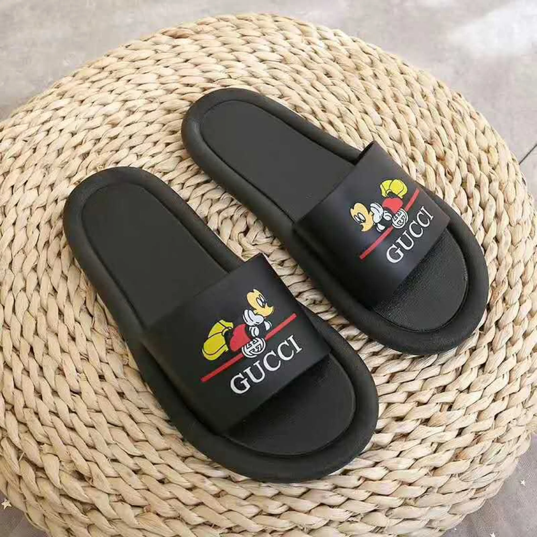 womens stylish slippers