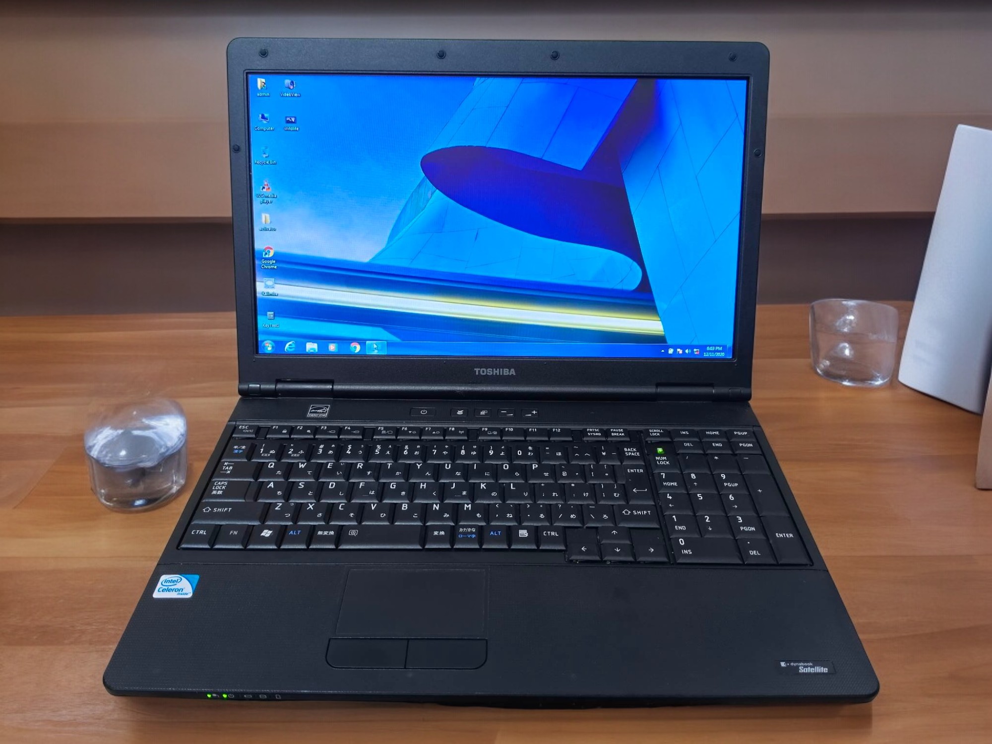 東芝 dynabook Satellite L35 220C/HD★PSL3522CEMRE1 Cel 900 2.2GHz/2GB/無線LAN/DVDマルチ/15.6inch/Win7/ACアダプター