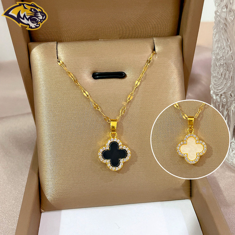 saudi gold, Jewelry, Clover Necklace