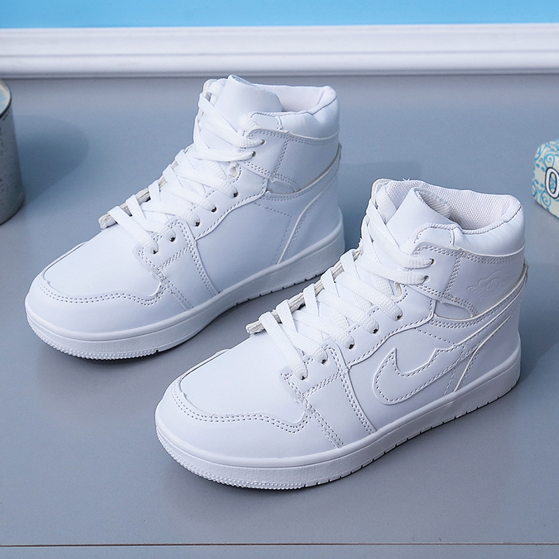 white high top basketball shoes