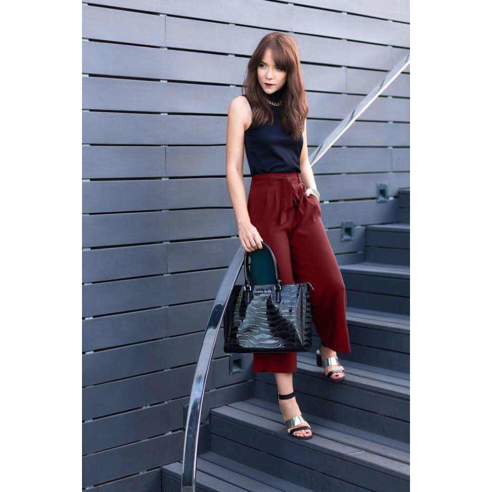 Sleeveless Top with Square Pants Terno 