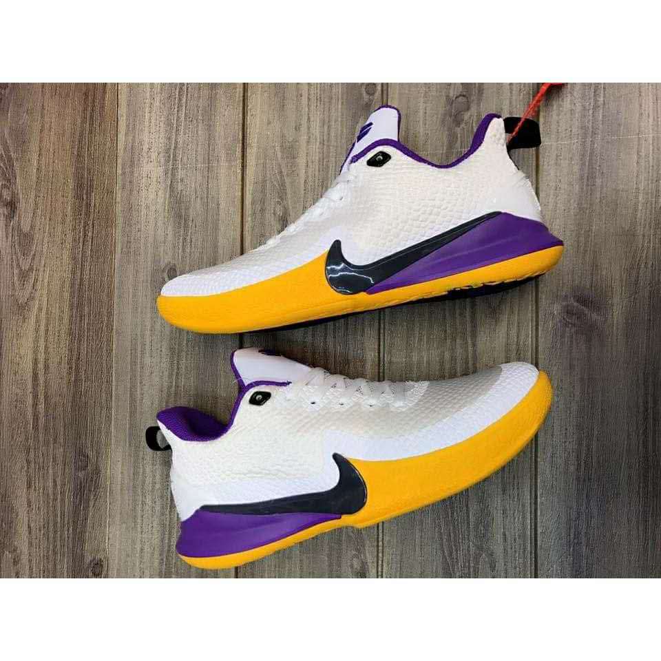 men's mamba focus basketball shoe