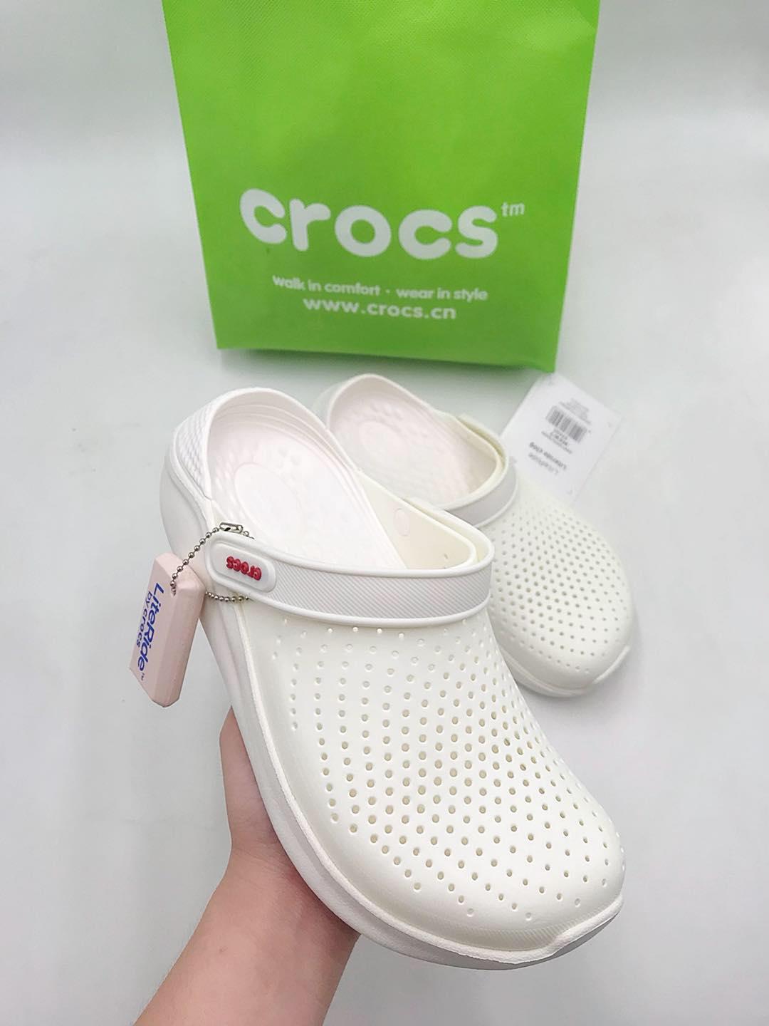 ecco crocs