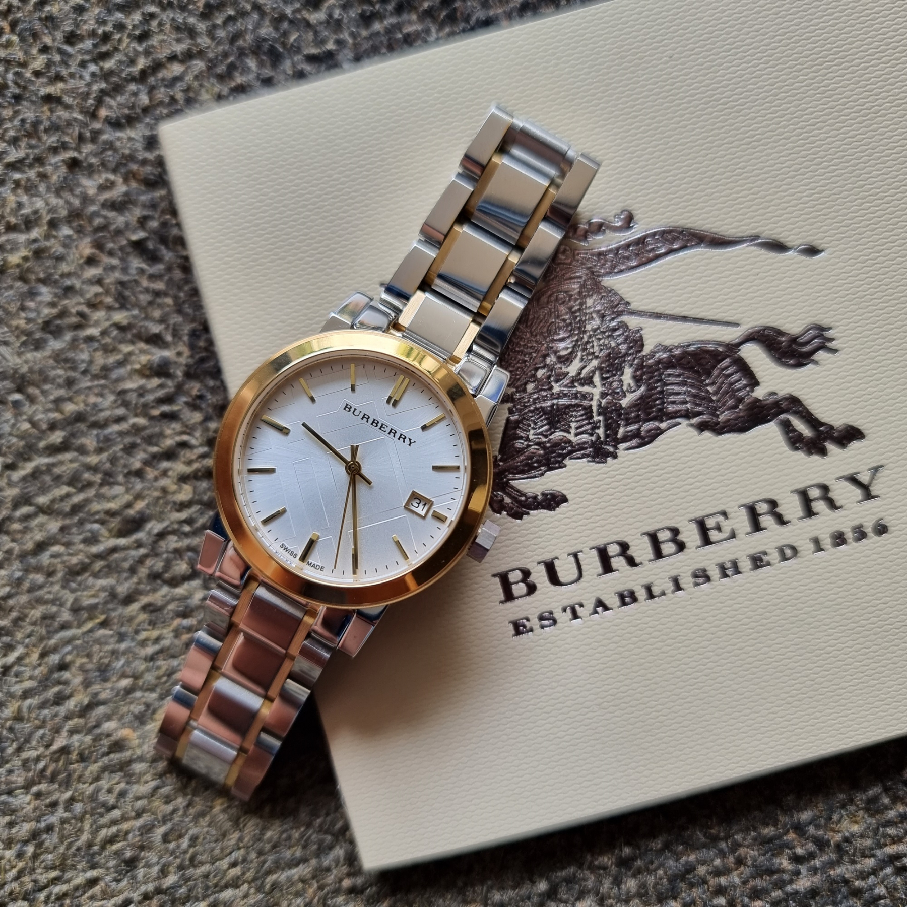 Burberry 2024 watch women