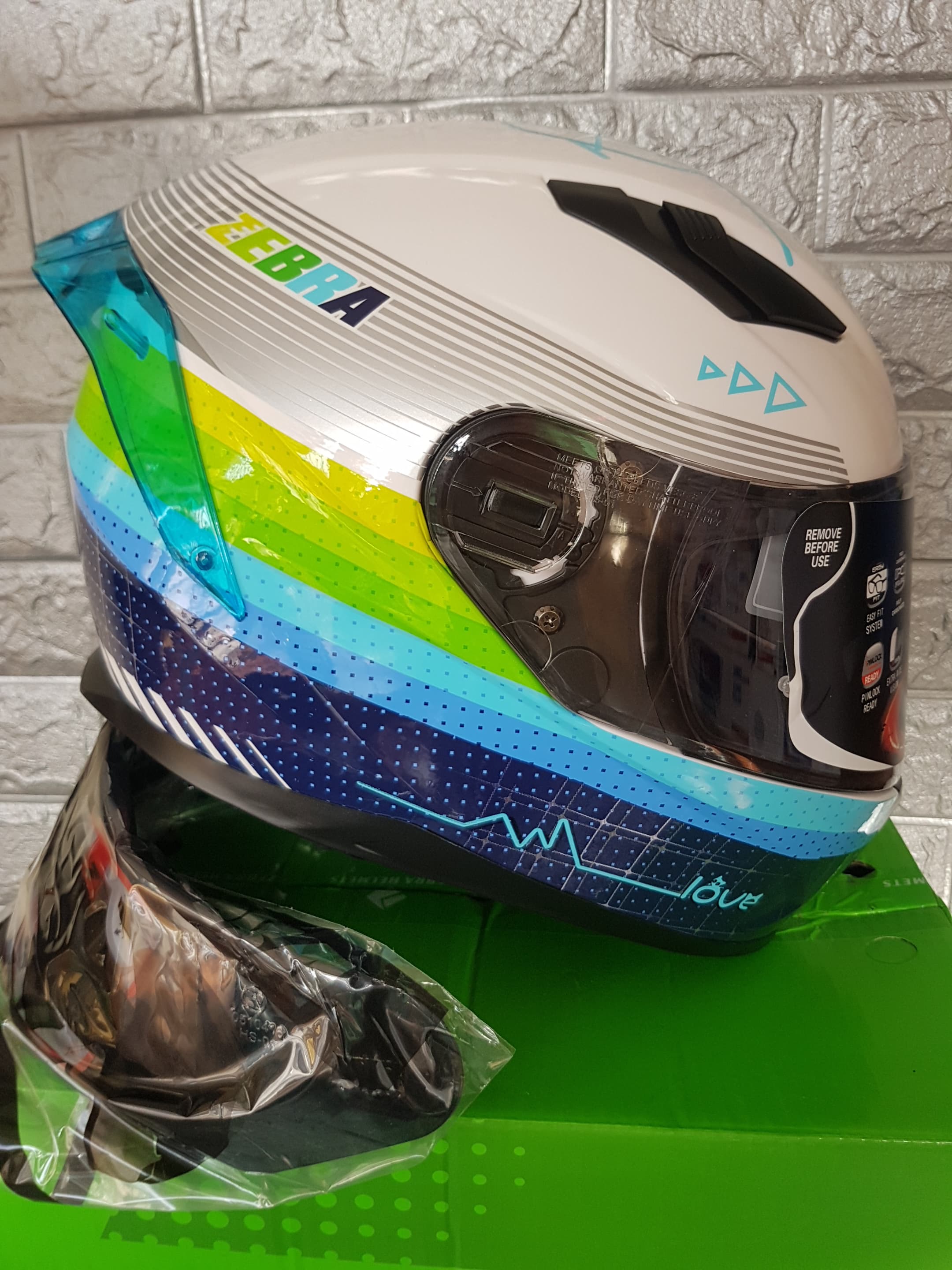ZEBRA HELMET 763 PRO MUSIC WHITE BLUE 