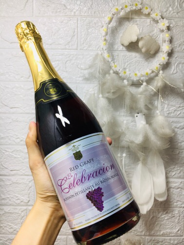 Le Celebracion Red Grape Sparkling Juice 750mL Non Alcoholic And