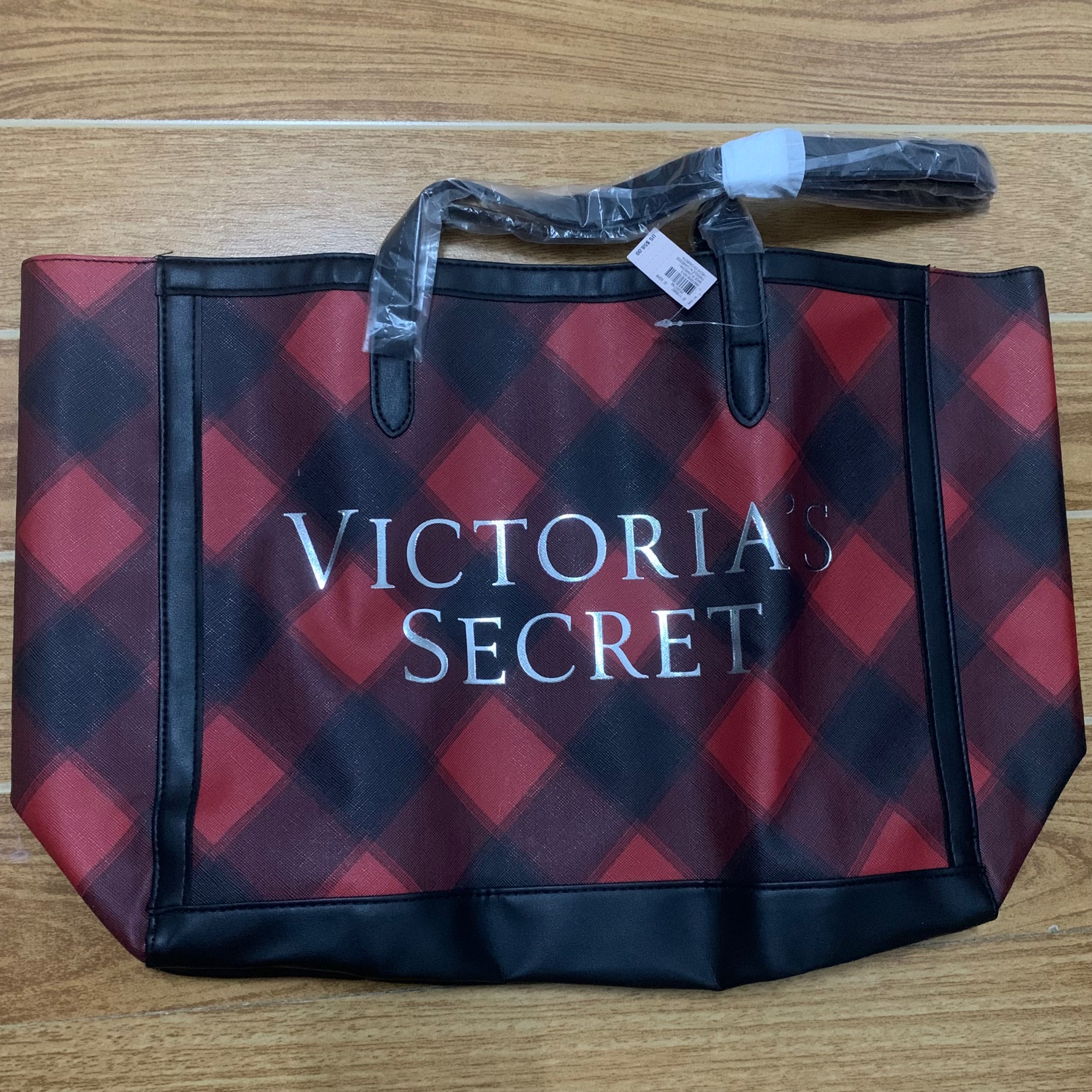 Victoria's Secret NWT Red Plaid Tote Bag Limited Edition