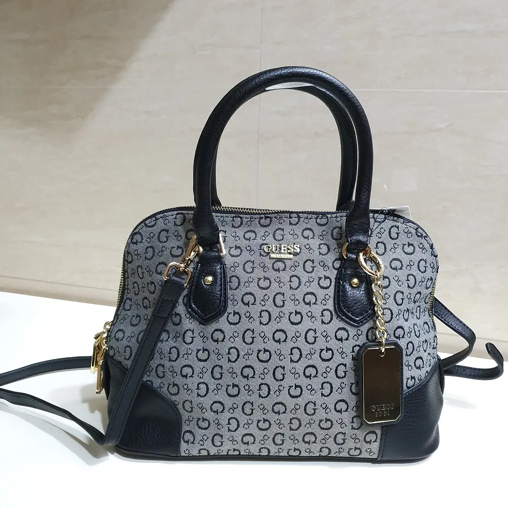 guess signature handbag