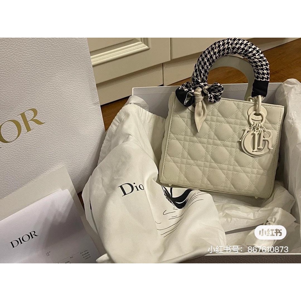 lady dior bag outfit