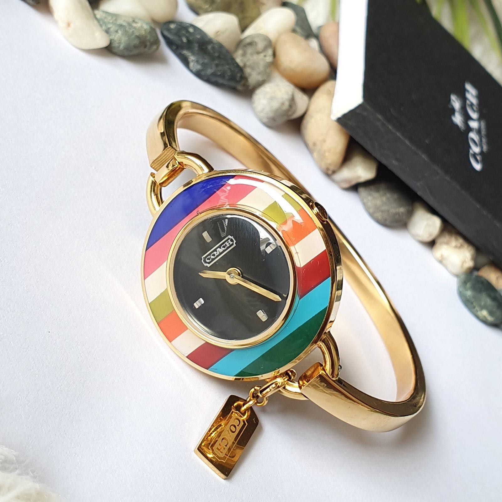 Coach bangle outlet bracelet watch