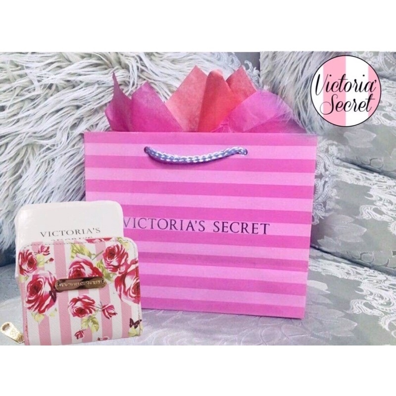 Victoria secret😘compra  Victoria secret wallpaper, Victoria secret  gifts, Luxury paper bag