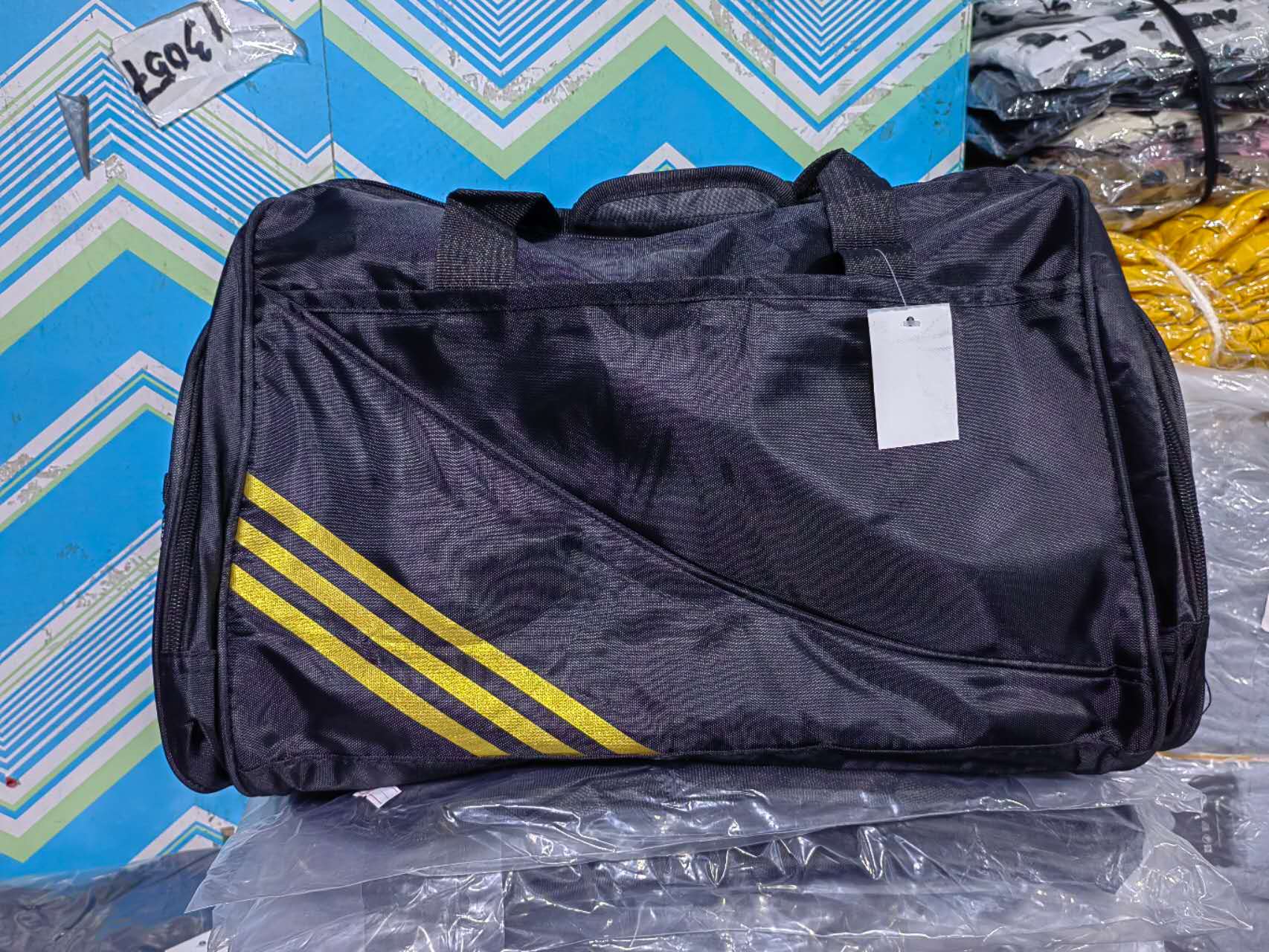 Fila Duffle Bag 39X23X23 Travel Bag, Fashionable Sports Bag