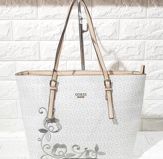 guess white floral bag