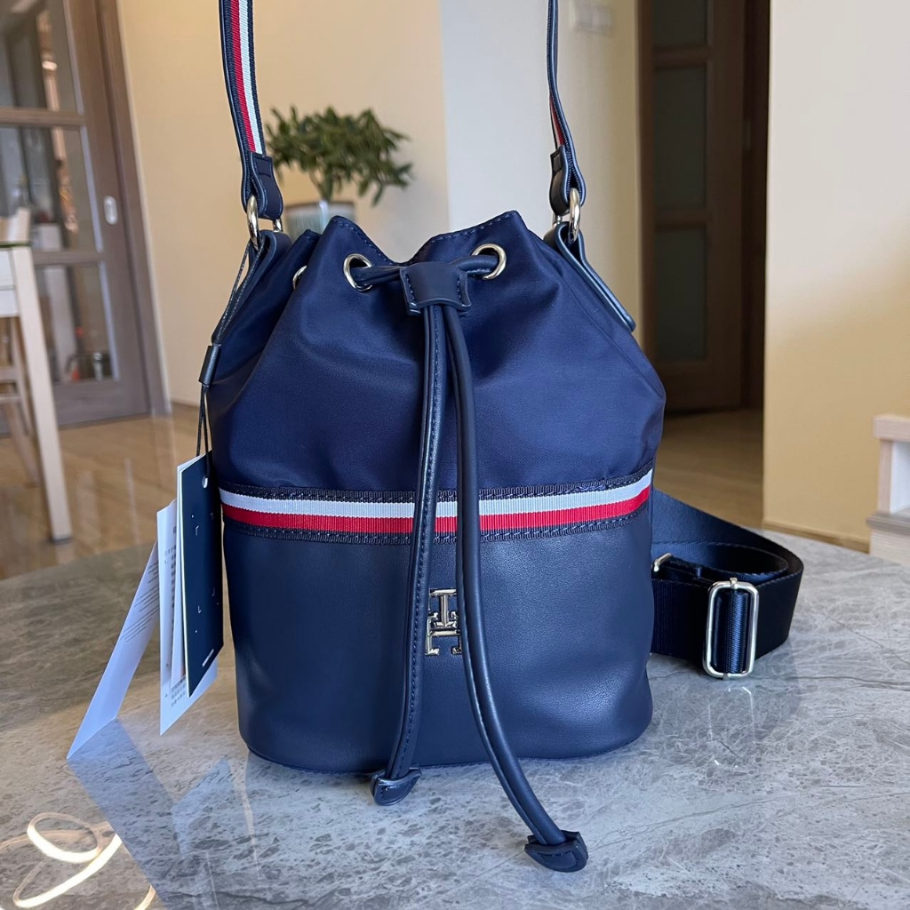 Backpack TOMMY JEANS Tjw Heritage Backpack Print AW0AW12410 0F4, Bolsa  Lara Maria Antonieta Mini Bag Travel bag 380818