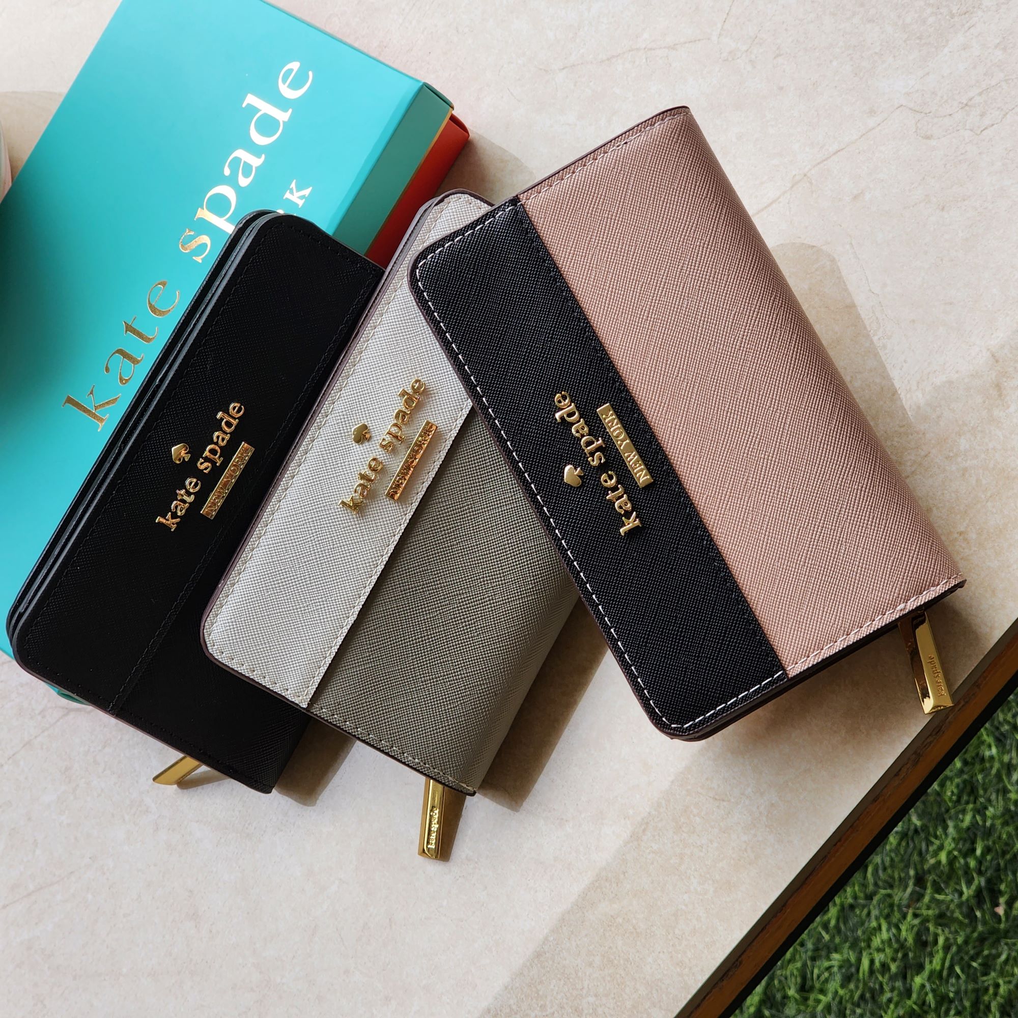 Kate spade best sale two tone wallet