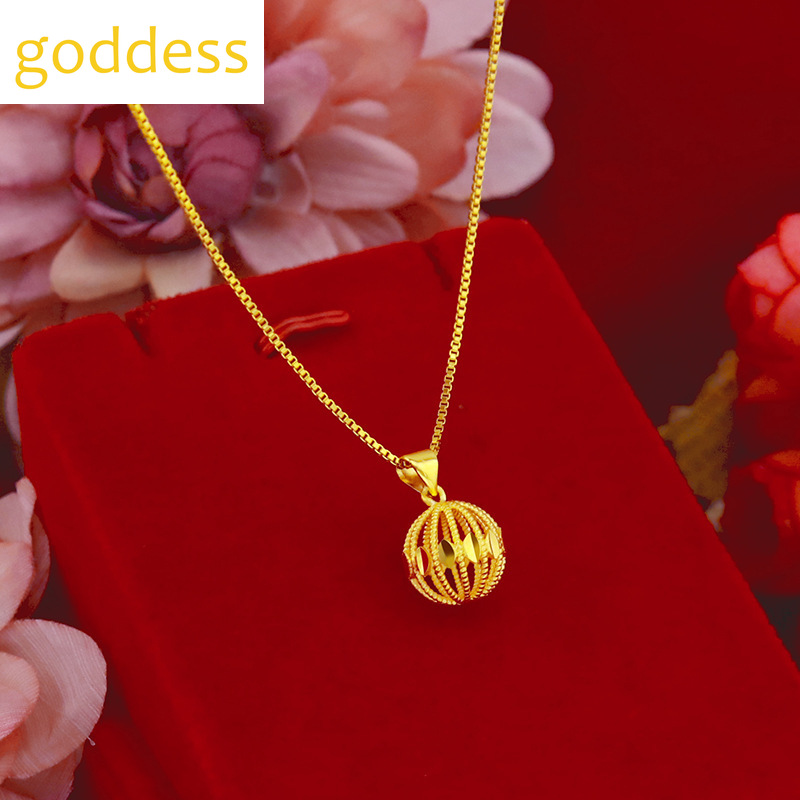 Gold medallion clearance necklace womens