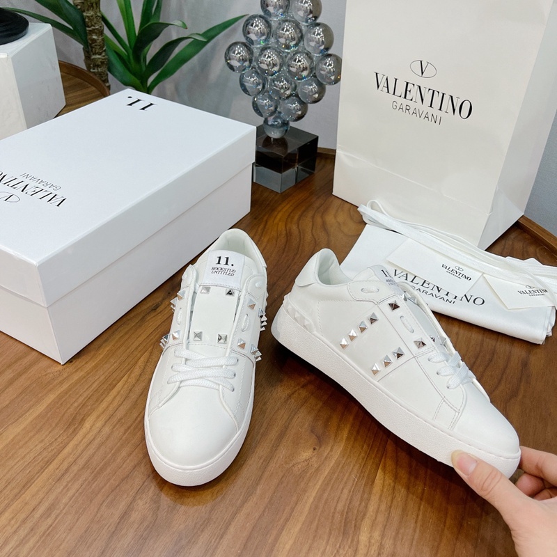 Valentino sneakers outlet tumblr