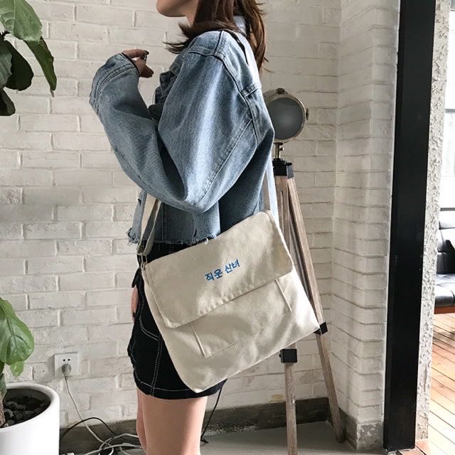 Sling tote online bag