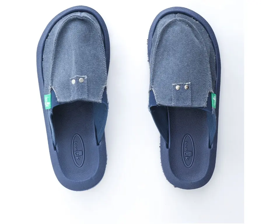 nike sanuk style shoes