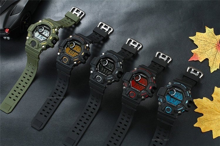 sanda 326 watch